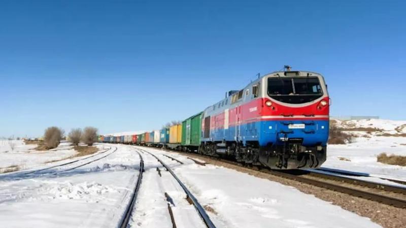 Перевозки грузов между Казахстаном и Китаем побили рекорд